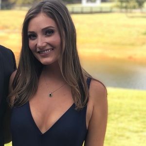 Meet your Posher, Chloe